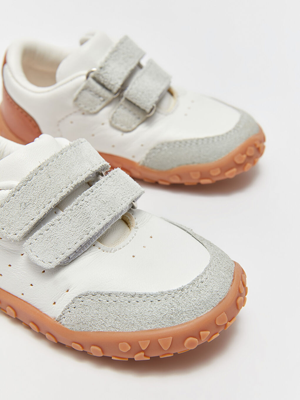 Beyaz Hakiki Deri Cırt Cırtlı Anatomik Erkek Bebek İlk Adım Ayakkabısı-1