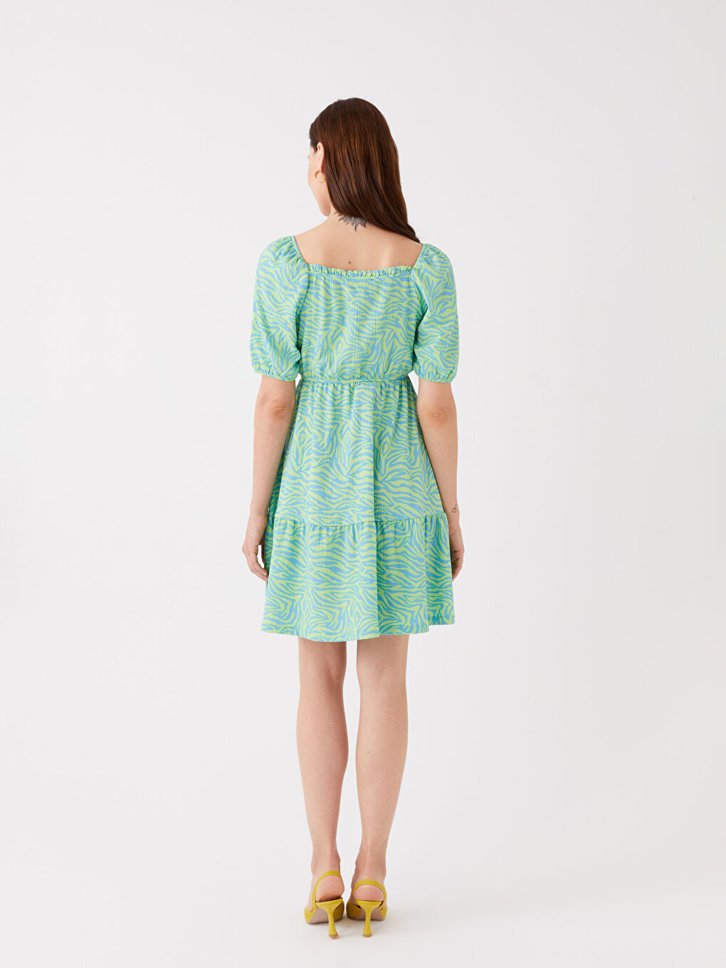 Square Collar Patterned Short-Sleeved Maternity Dress-4