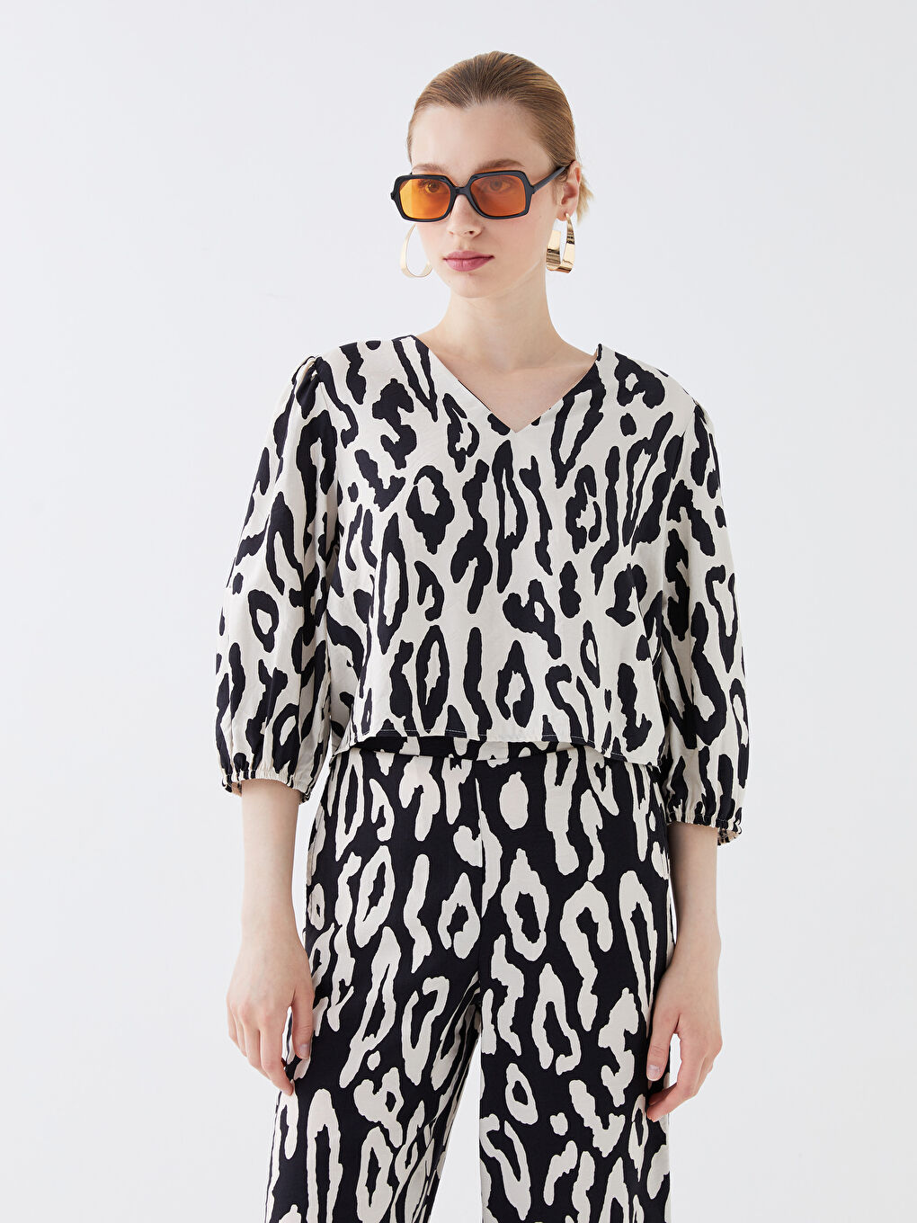LCW Vision V Neck Patterned Balloon Sleeve Women's Blouse -S3J788Z8-LQJ