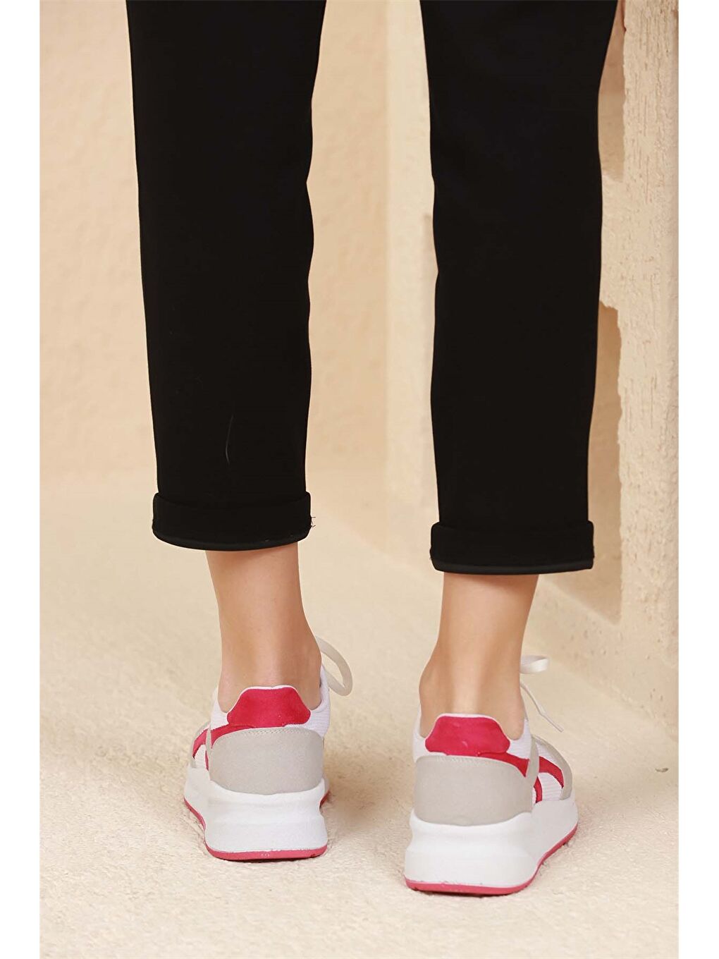 Pembe Bağcıklı Kadın Aktif Spor Ayakkabı-2