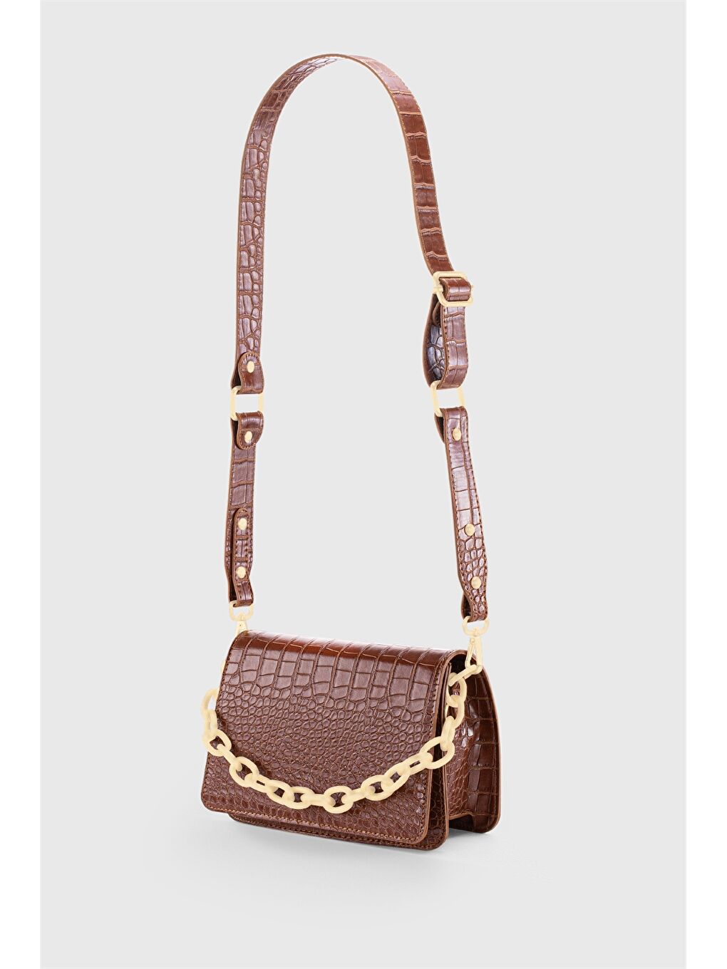 Kahverengi Deri Görünümlü Kroko Desenli Kadın Omuz Çantası