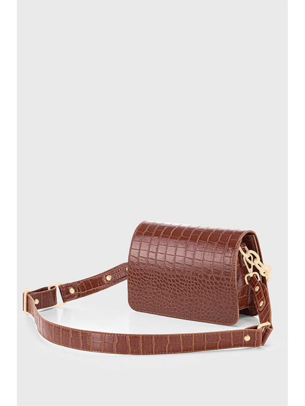 Kahverengi Deri Görünümlü Kroko Desenli Kadın Omuz Çantası-1