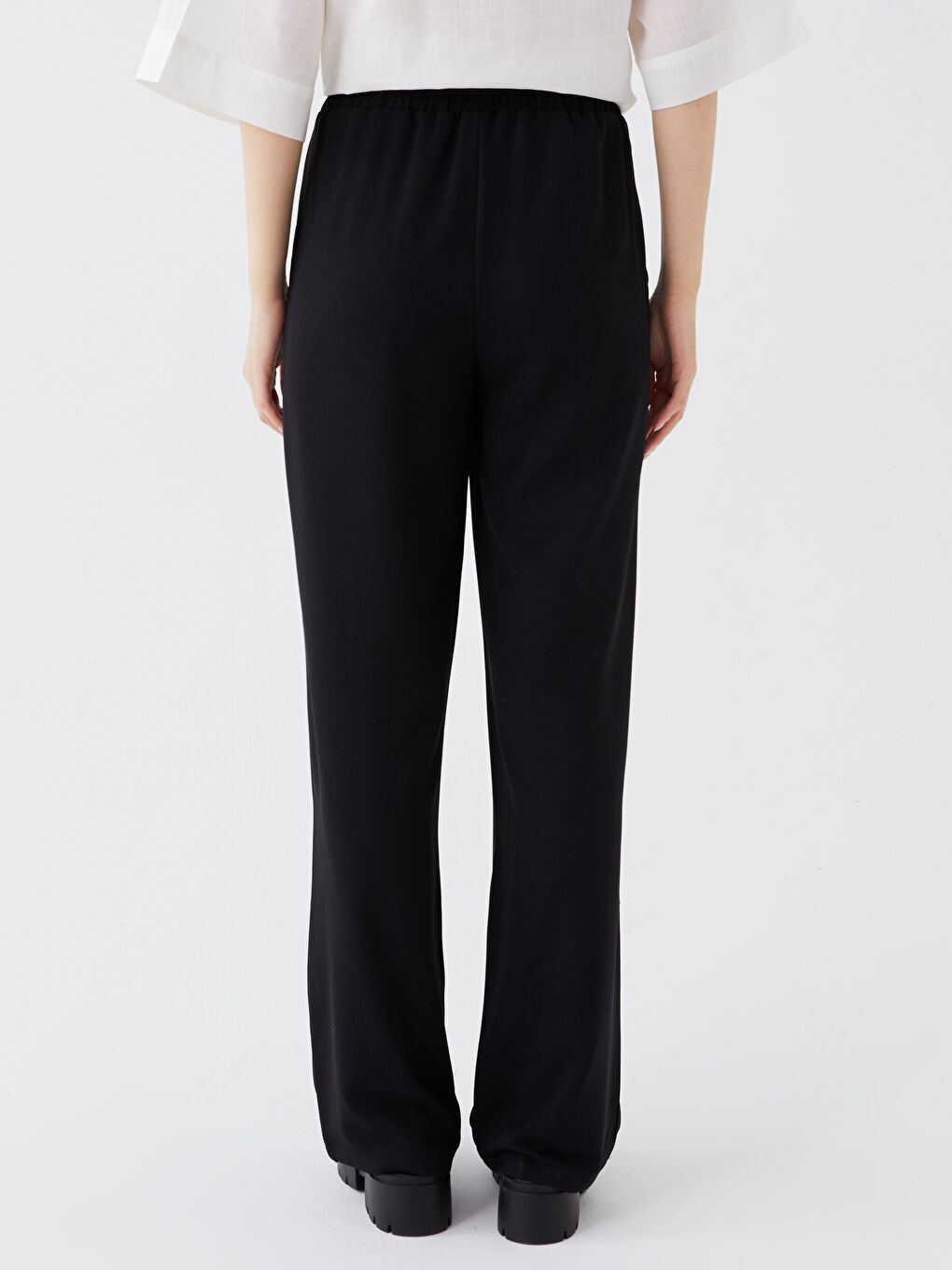 Siyah Loose Fit Krep Kadın Pantolon-3