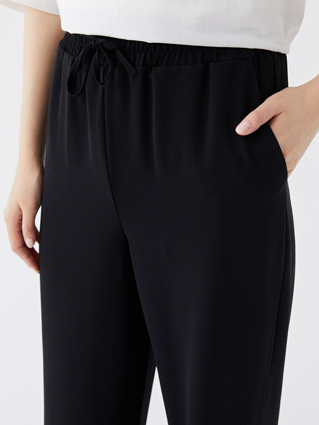 Siyah Loose Fit Krep Kadın Pantolon-4