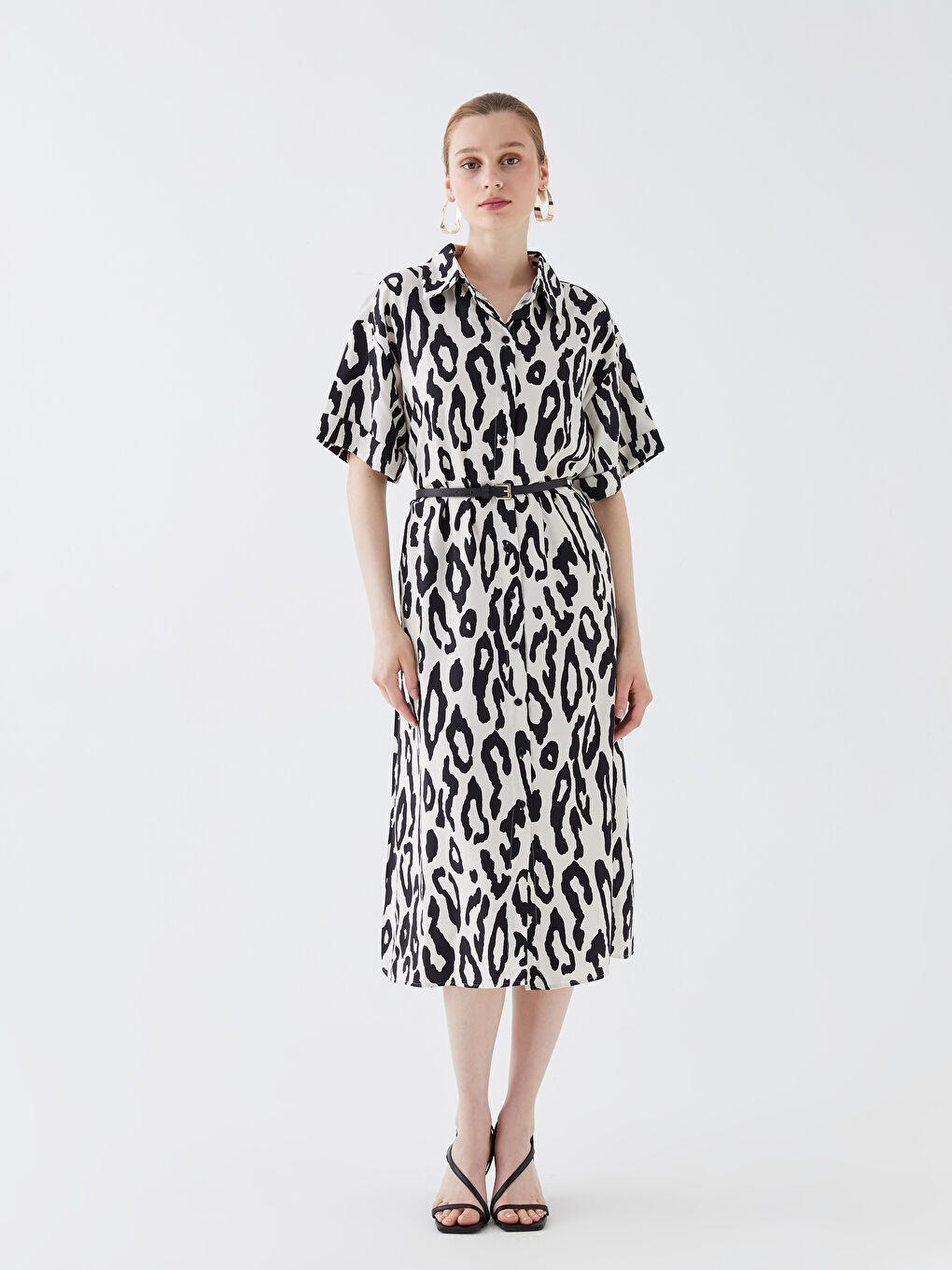 Siyah Desenli Kısa Kollu Kadın Gömlek Elbise
