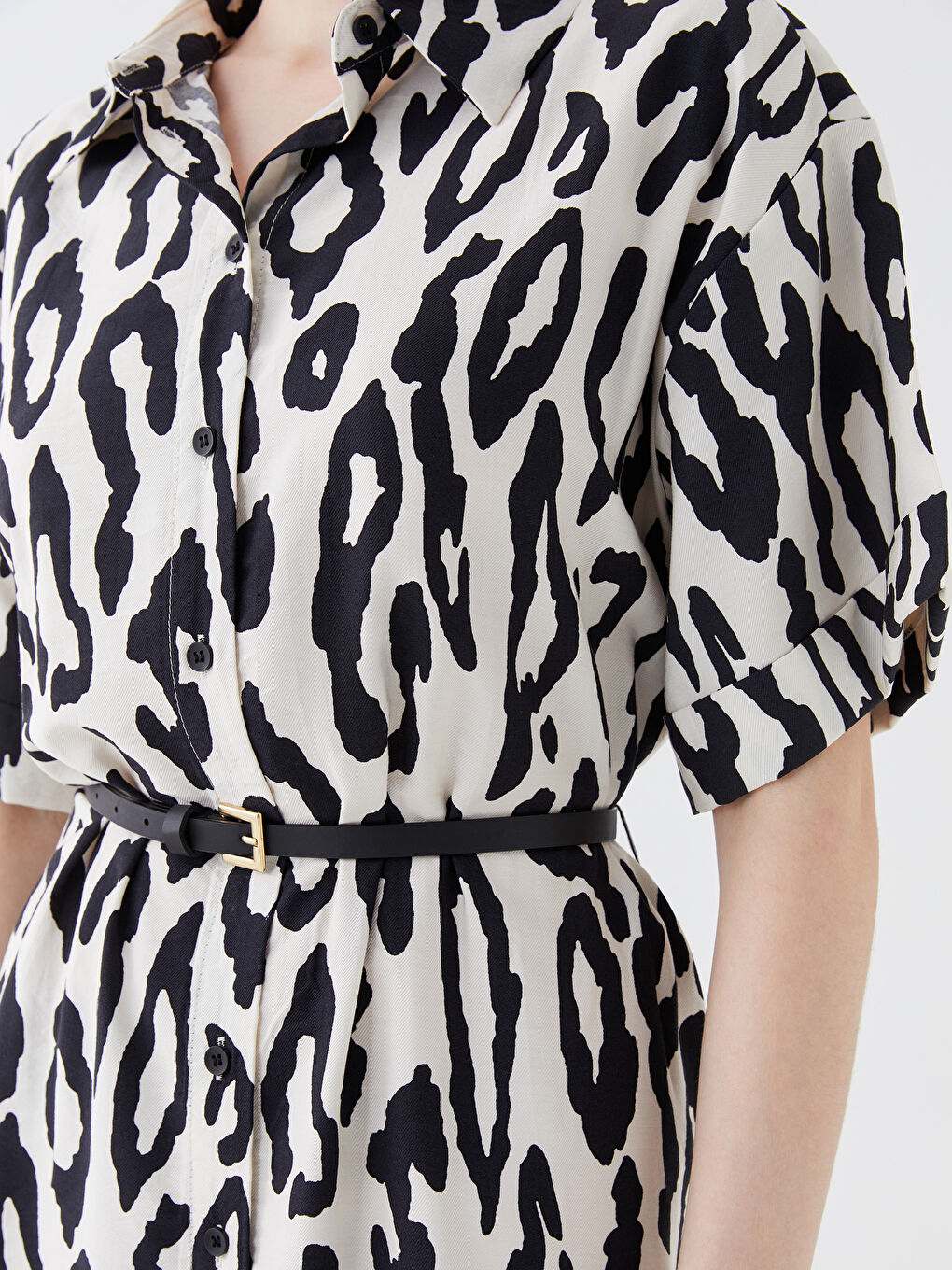 Siyah Desenli Kısa Kollu Kadın Gömlek Elbise-3