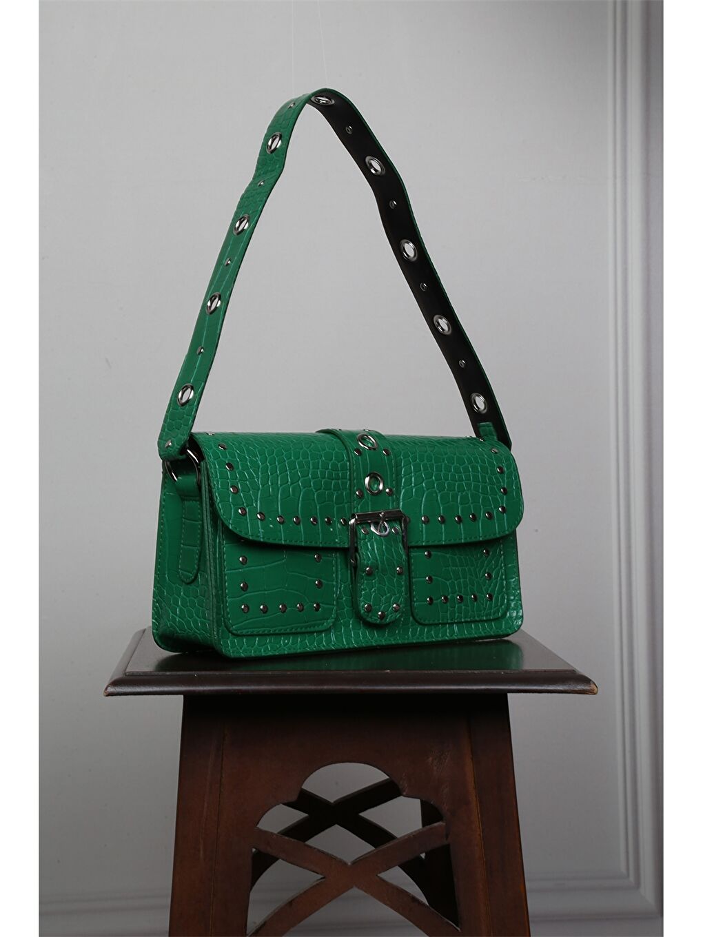 Yeşil Deri Görünümlü Kroko Desenli Kadın Omuz Çantası-1