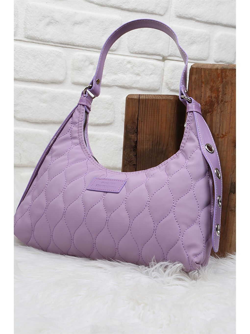 Lila Saten Kapitone Desenli Kadın Omuz Çantası