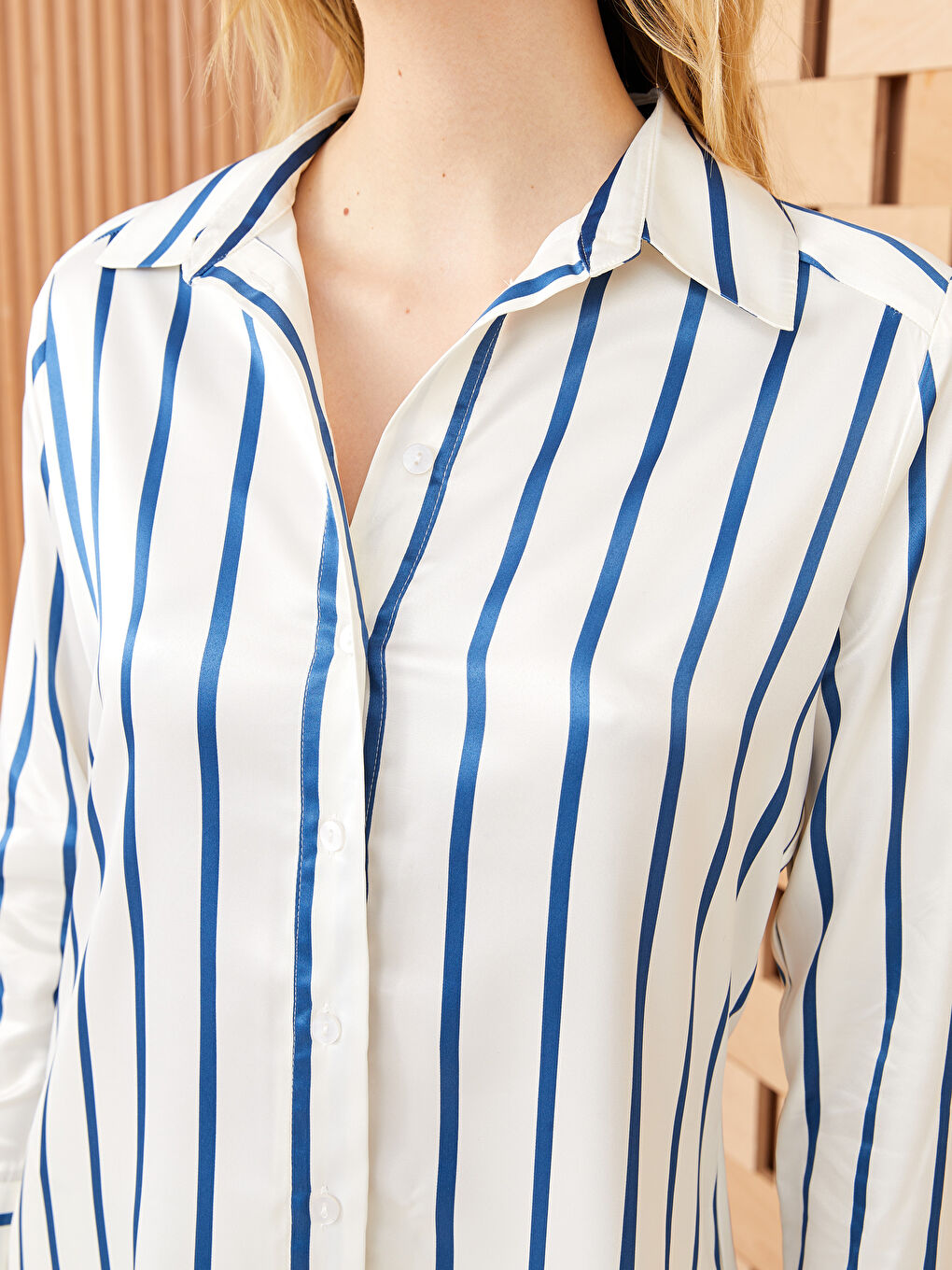 Striped Long Sleeve Satin Women's Shirt -S3J897Z8-LGS