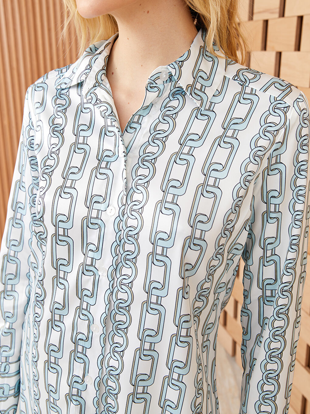 قميص ساتان كم طويل منقوش للسيدات-3