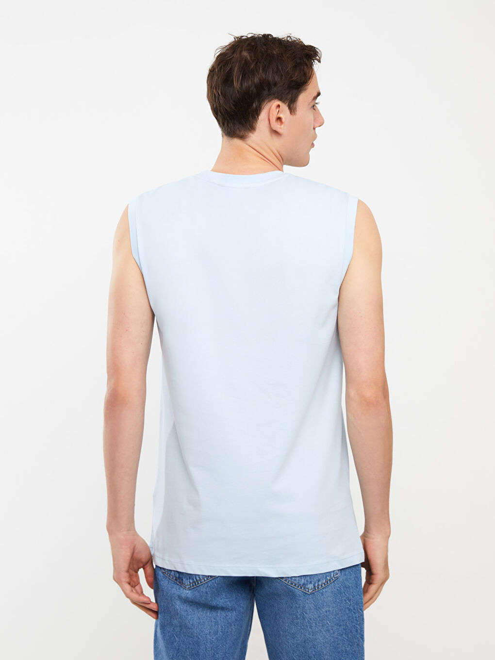 تيشيرت بدون أكمام مطبوع بياقة دائرية جيرسي للرجال-4