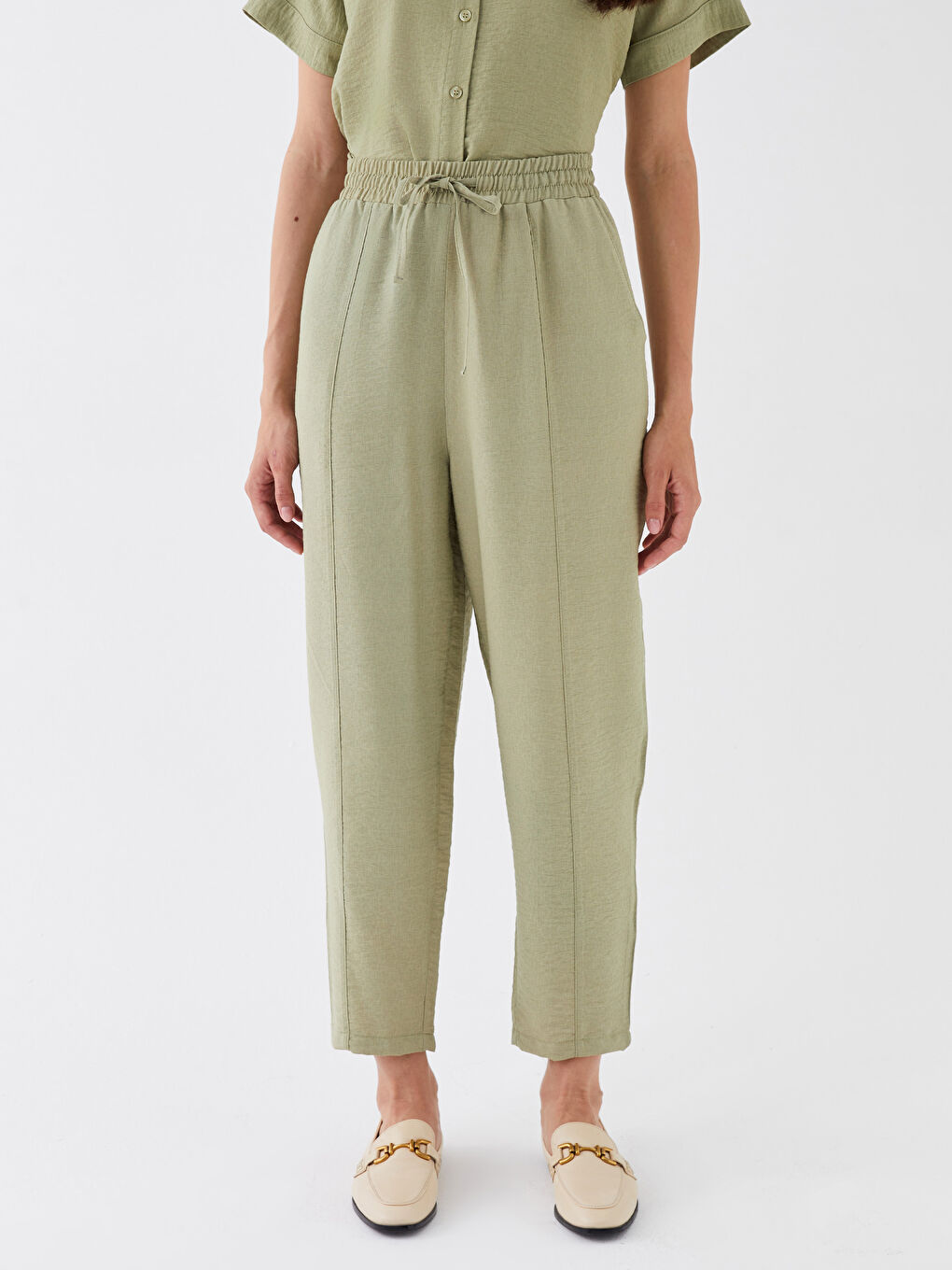 Yeşil Beli Lastikli Rahat Kalıp Kadın Pantolon-3