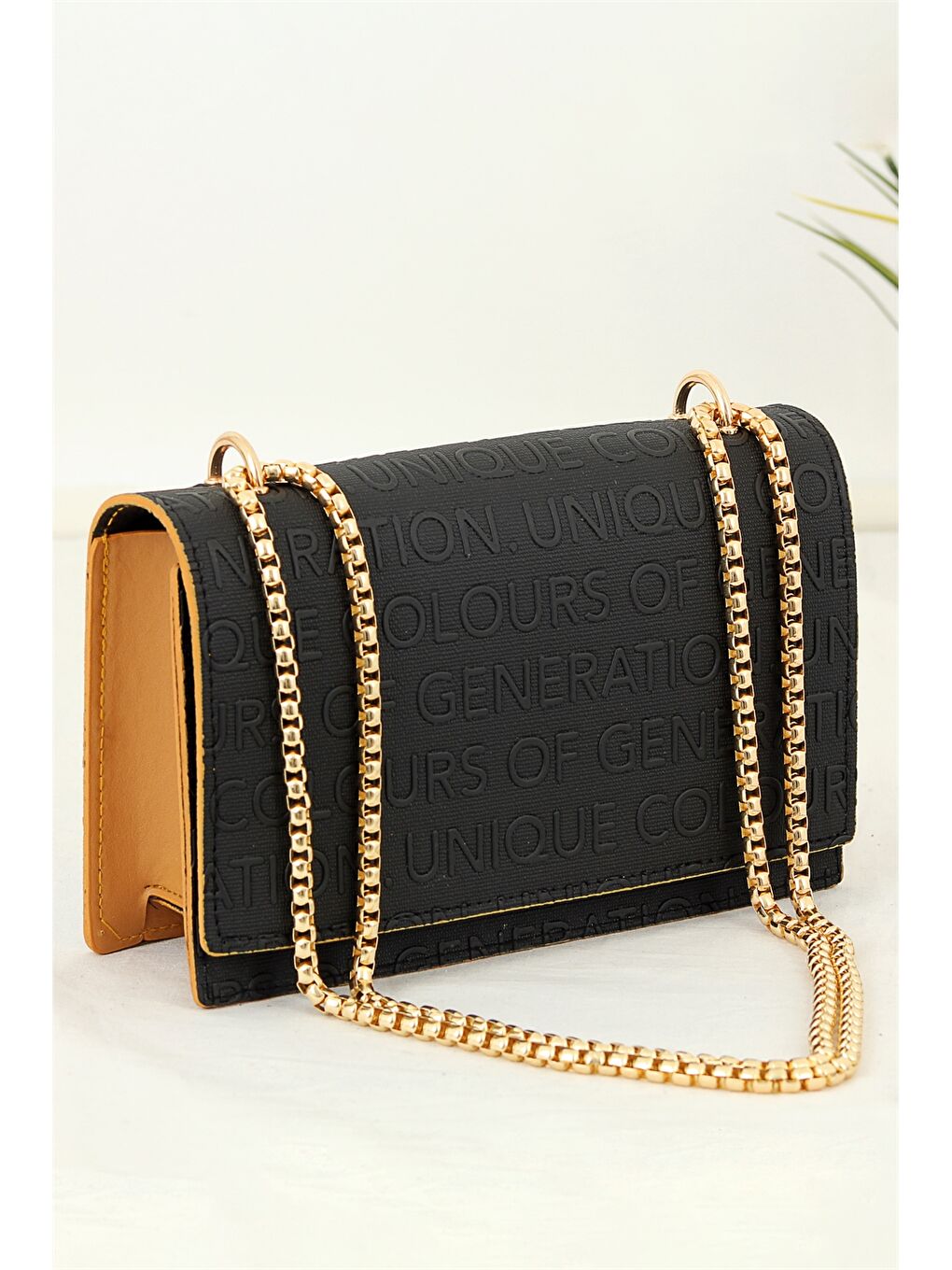 Siyah Deri Görünümlü Baskılı Kadın Omuz Çantası-3