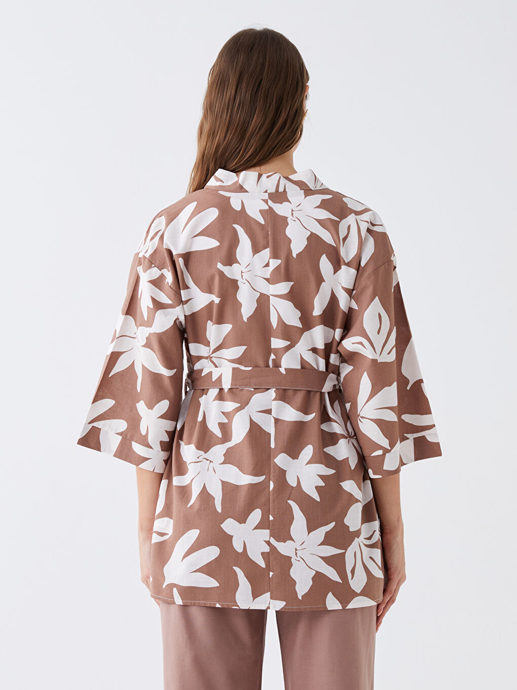 یاخەی شال کیمۆنۆی خانەداری گوڵدار بۆ ئافرەتانی دووگیان-4