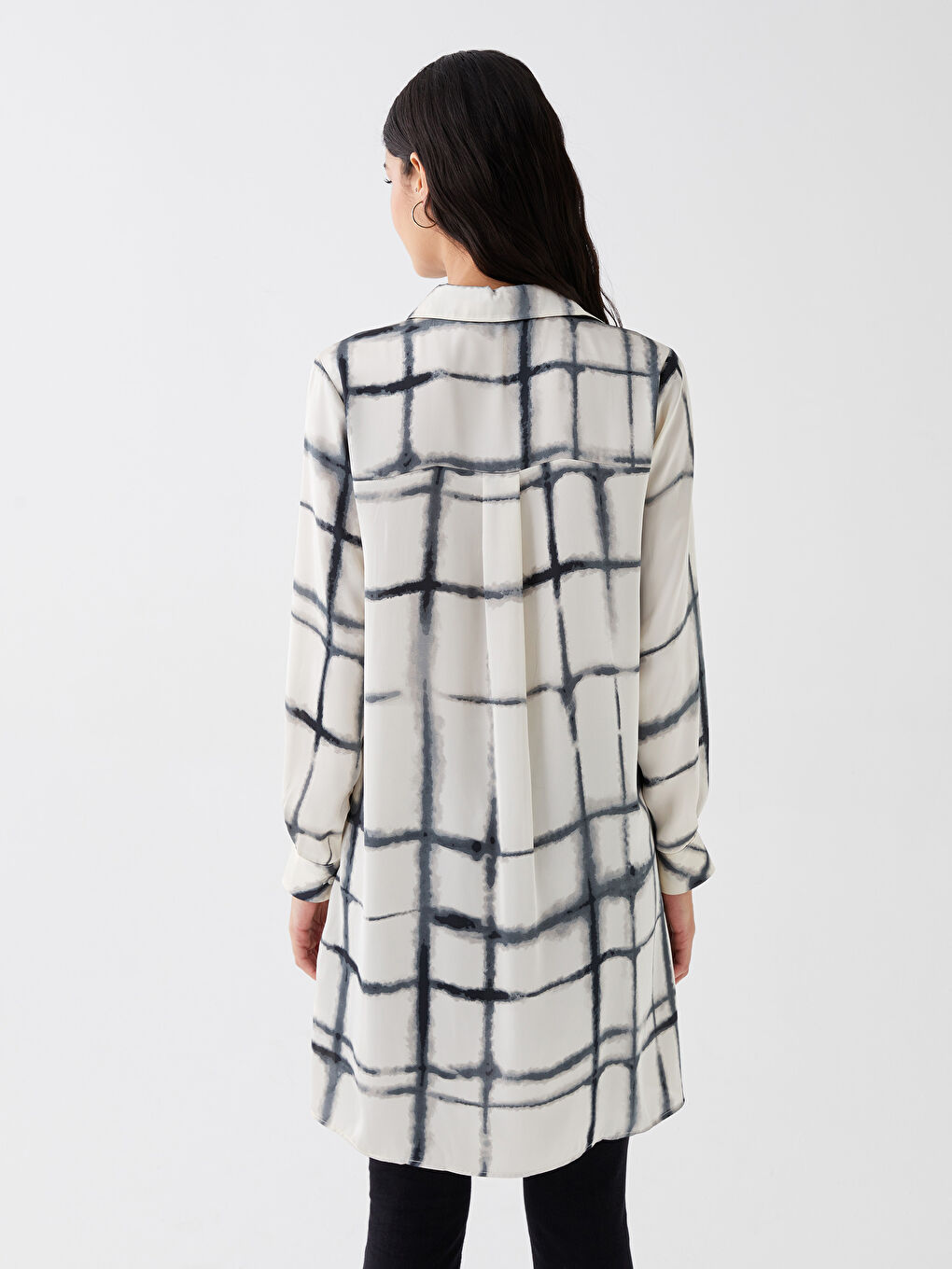 قميص تونيك منقوش للسيدات-4