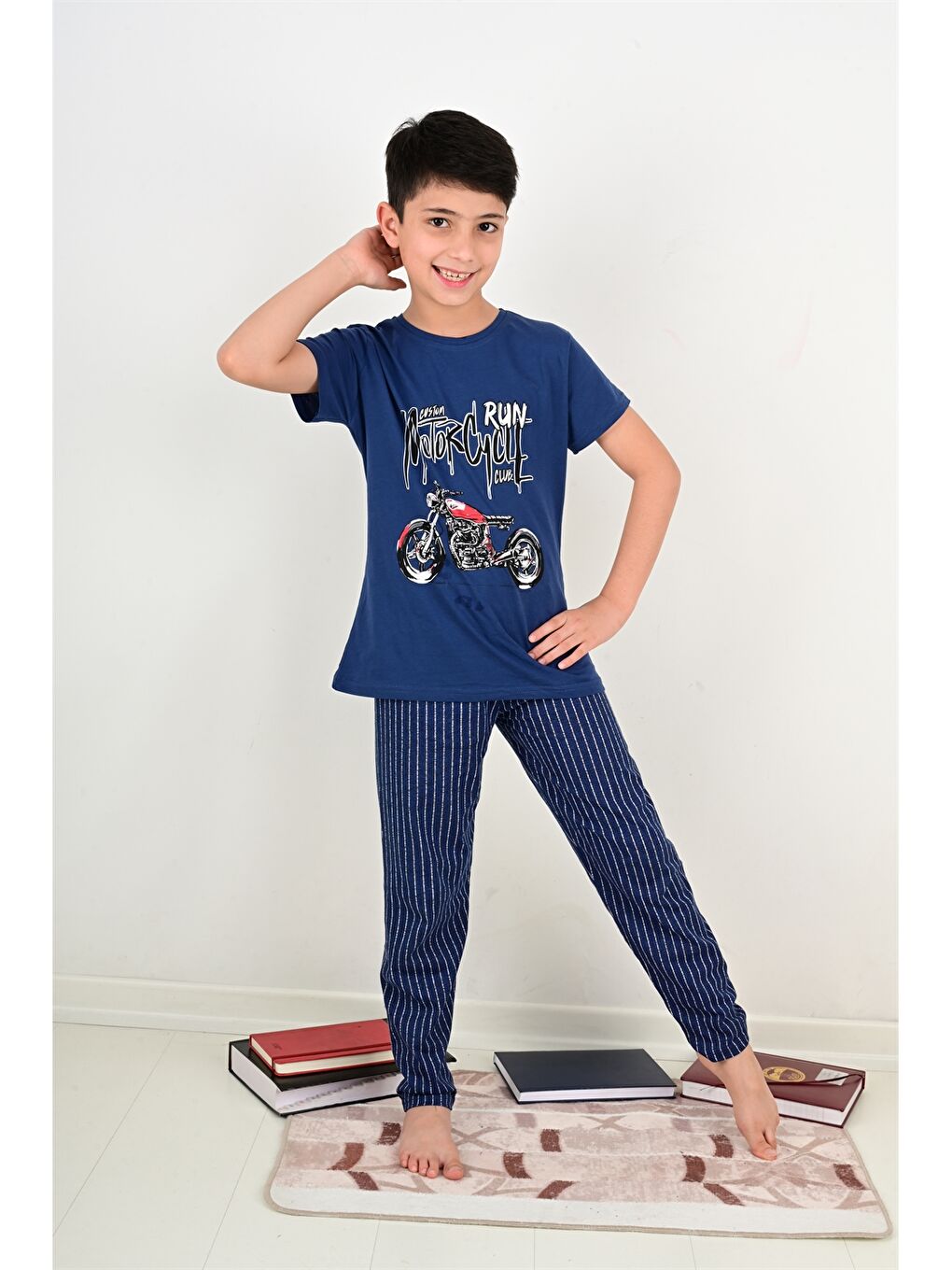 İndigo Bisiklet Yaka Baskılı Kısa Kollu Erkek Çocuk Pijama Takımı