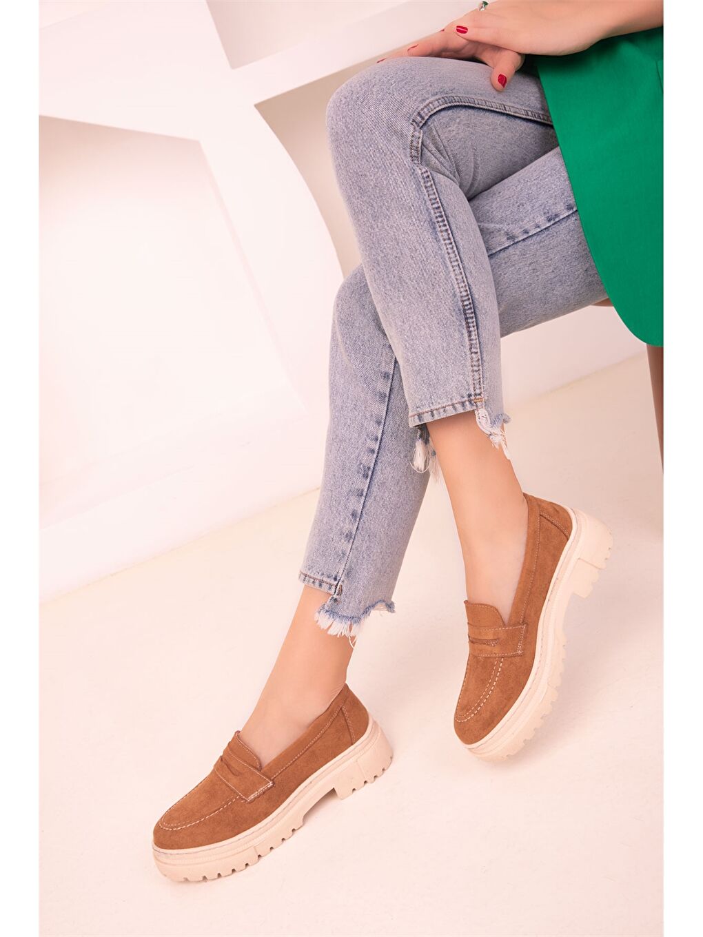 Kahverengi Süet Görünümlü Kadın Loafer Ayakkabı-1