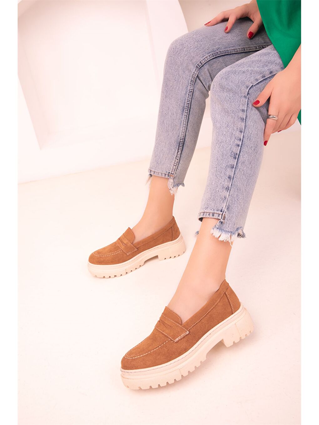 Kahverengi Süet Görünümlü Kadın Loafer Ayakkabı-3