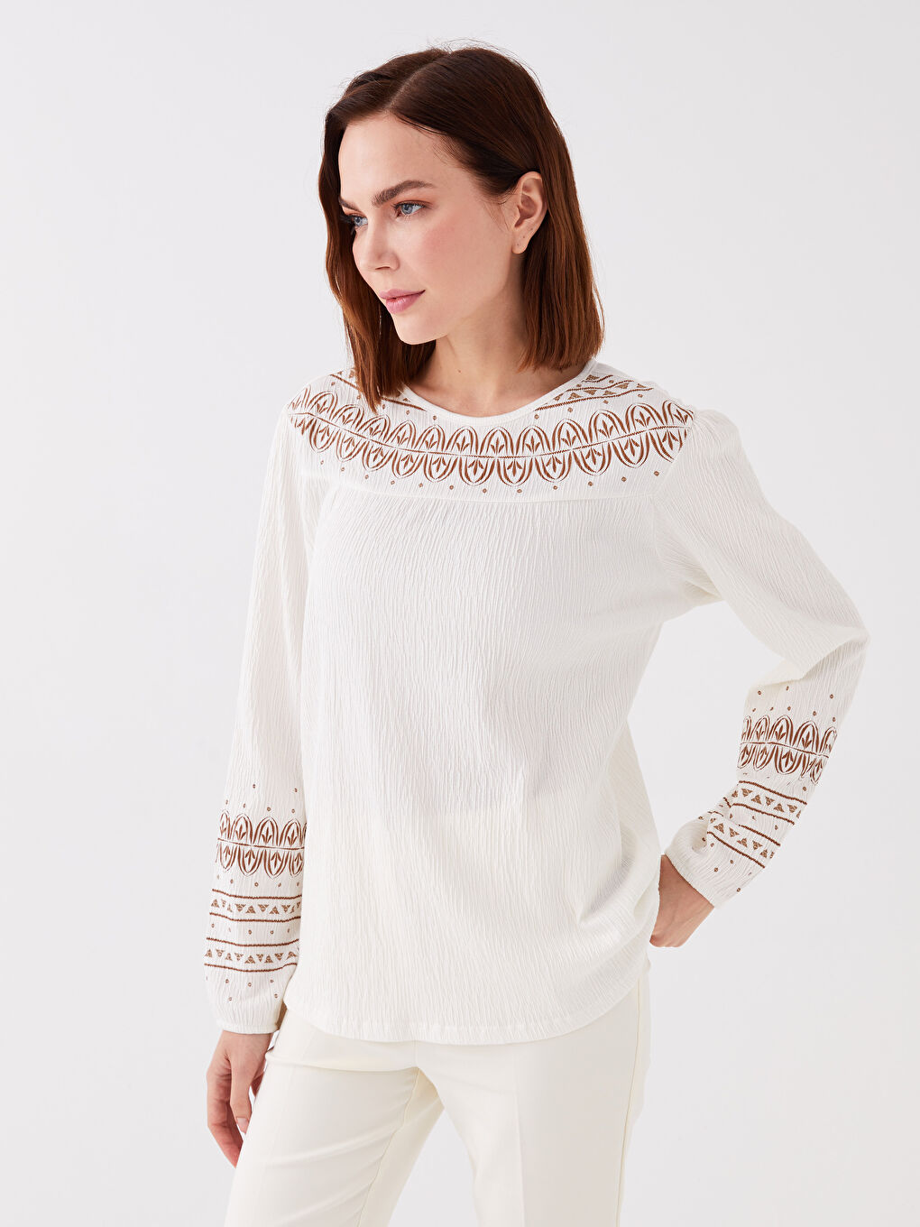 Ekru Bisiklet Yaka Desenli Uzun Kollu Kadın Bluz