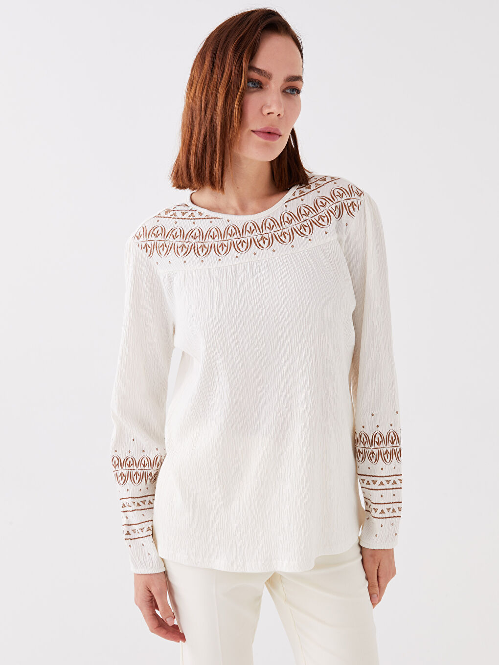 Ekru Bisiklet Yaka Desenli Uzun Kollu Kadın Bluz-1
