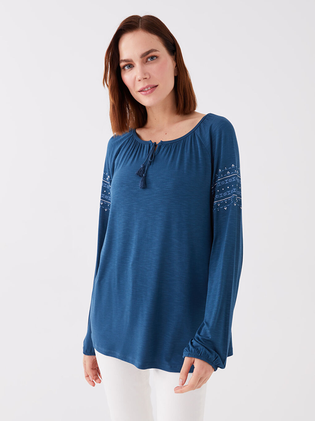 Mavi Bağlamalı Yaka Desenli Uzun Kollu Kadın Bluz-1