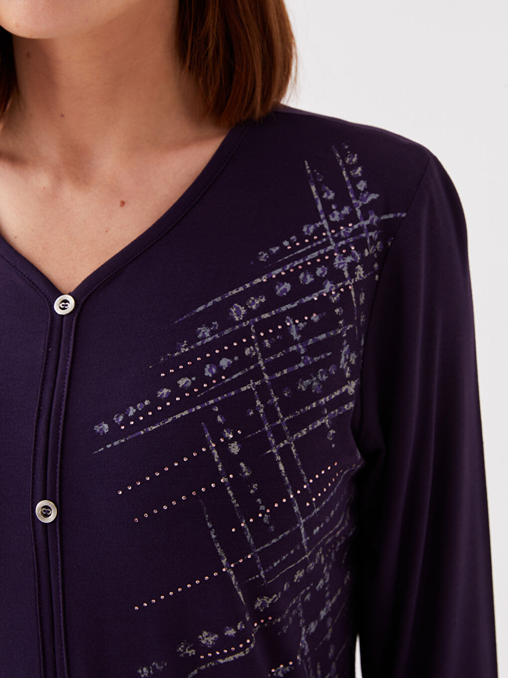 Mürdüm V Yaka Desenli Uzun Kollu Kadın Bluz-3