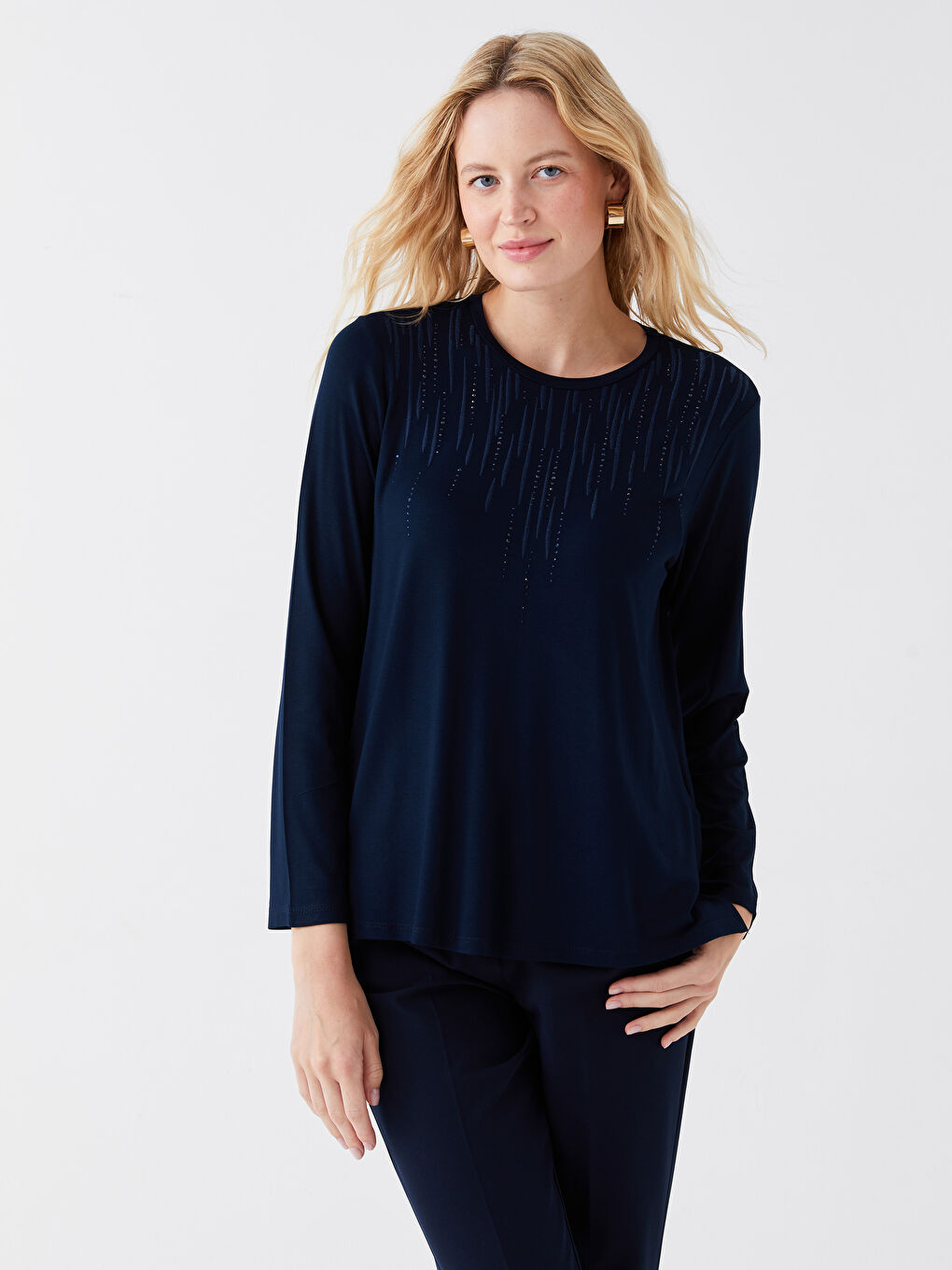LCW Grace Crew Neck Rhinestone Embellished Long Sleeve Women's Blouse -S3JD04Z8-E1J