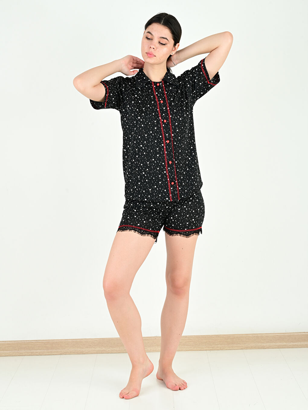 Siyah Gömlek Yaka Baskılı Kısa Kollu Şortlu Kadın Pijama Takımı-2