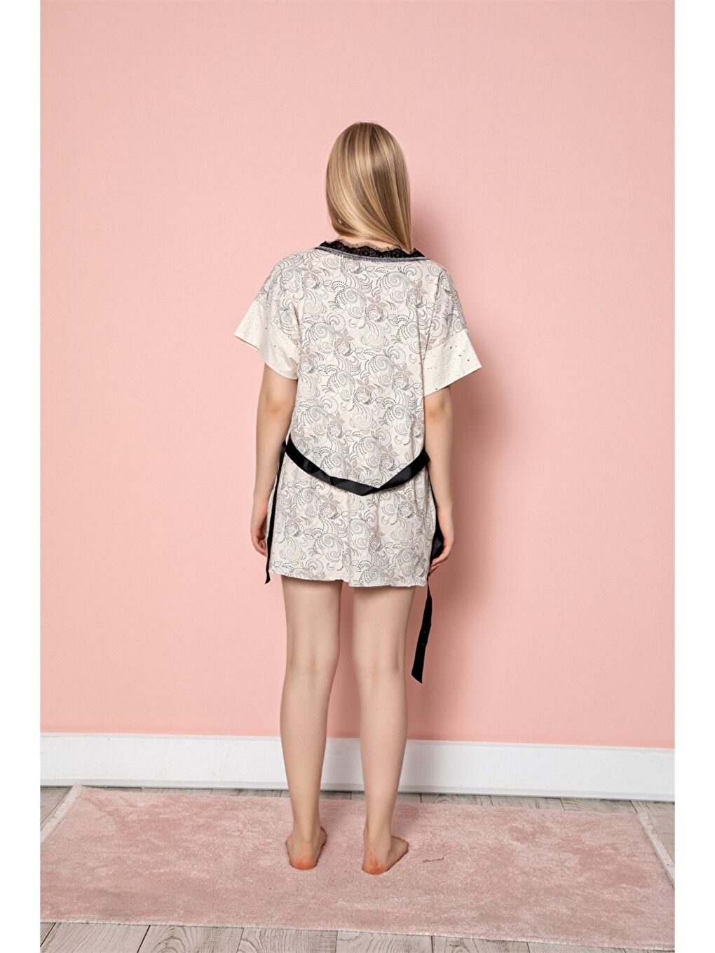 Ekru V Yaka Askılı Kadın Pijama Takımı-1