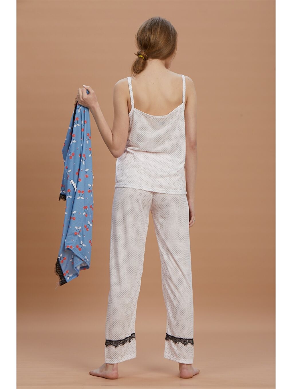 Mavi V Yaka Askılı Kadın Pijama Takımı-1