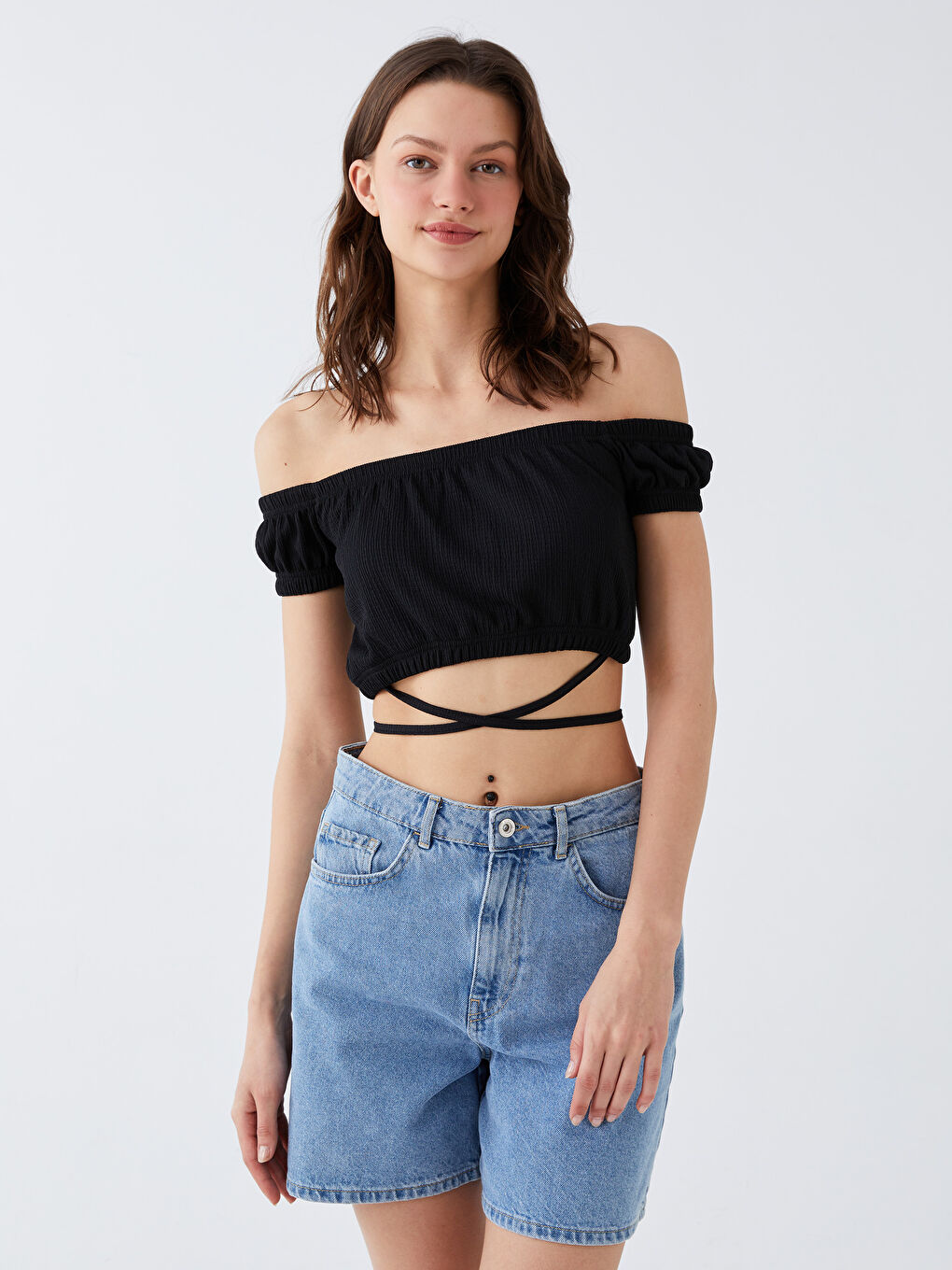 Siyah Bürümcük Kayık Yaka Kısa Kollu Kadın Bluz-1