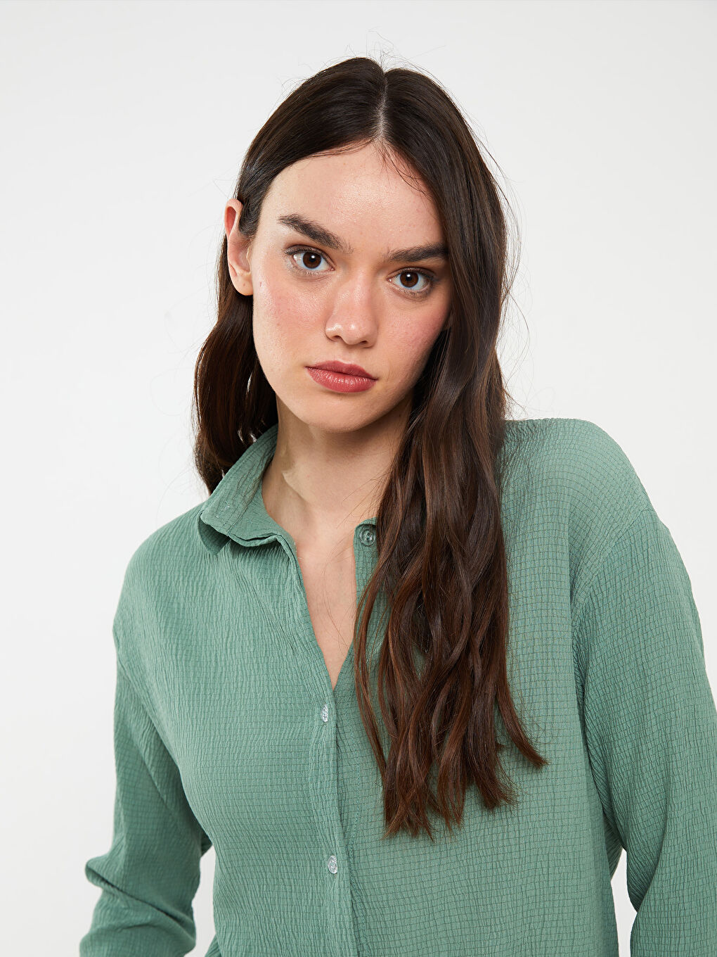 Yeşil Gömlek Yaka Uzun Kollu Kadın Gömlek-1