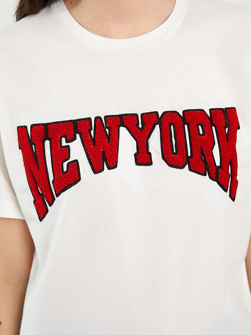 Ekru Bisiklet Yaka Kısa Kollu Kadın Tişört-3