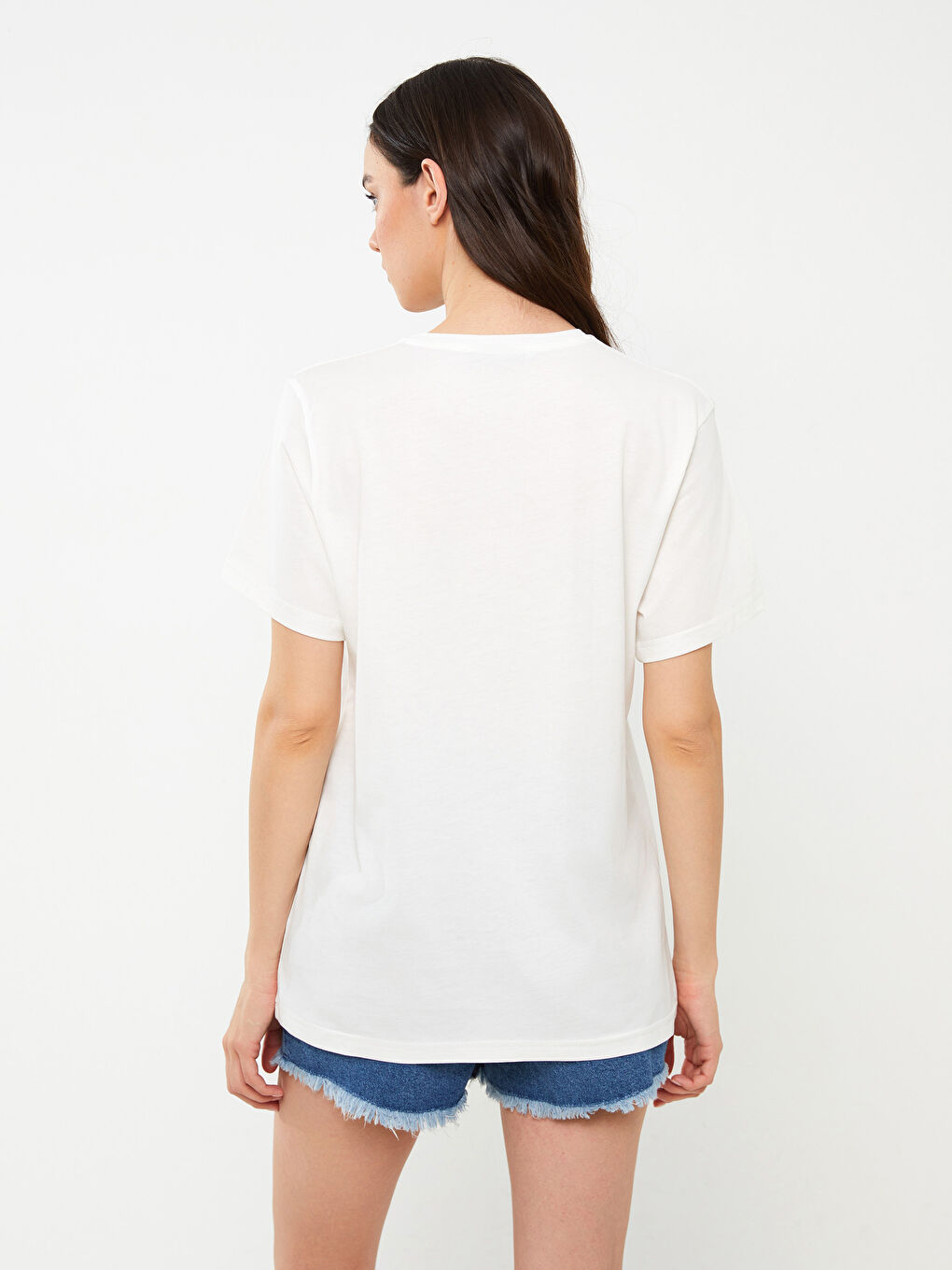 Ekru Bisiklet Yaka Kısa Kollu Kadın Tişört-4
