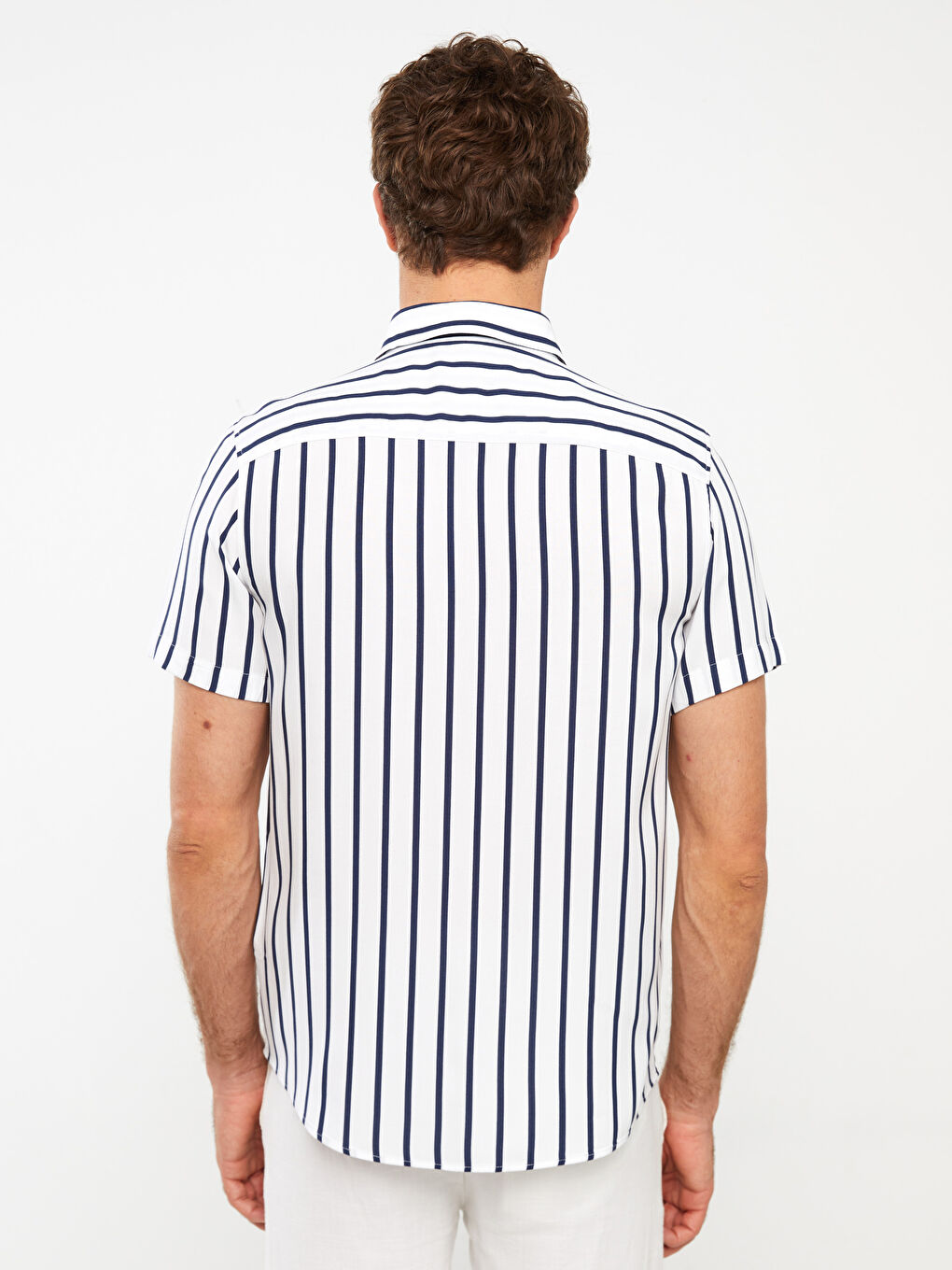 Beyaz Regular Fit Kısa Kollu Çizgili Viskon Erkek Gömlek-5