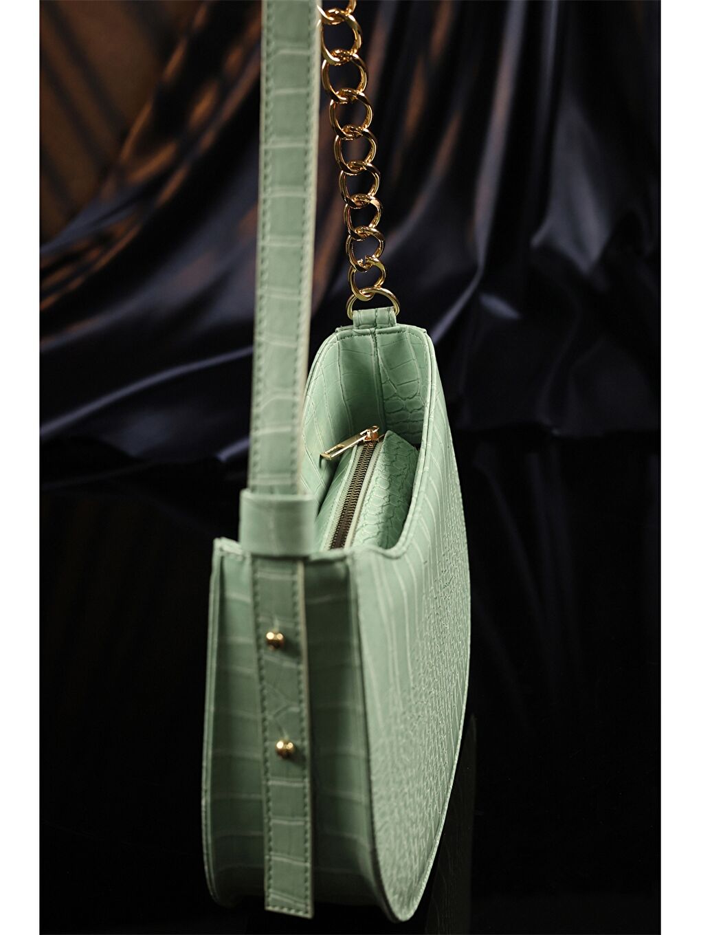 Yeşil Deri Görünümlü Kadın Çanta-4
