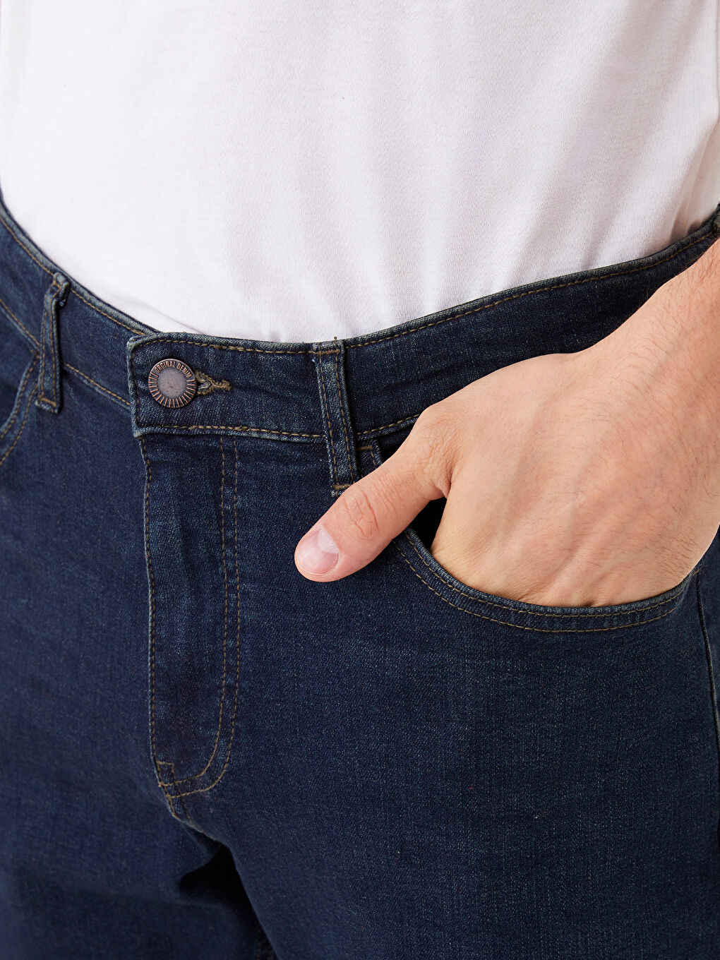 779 جينز بقصة عادية للرجال-2