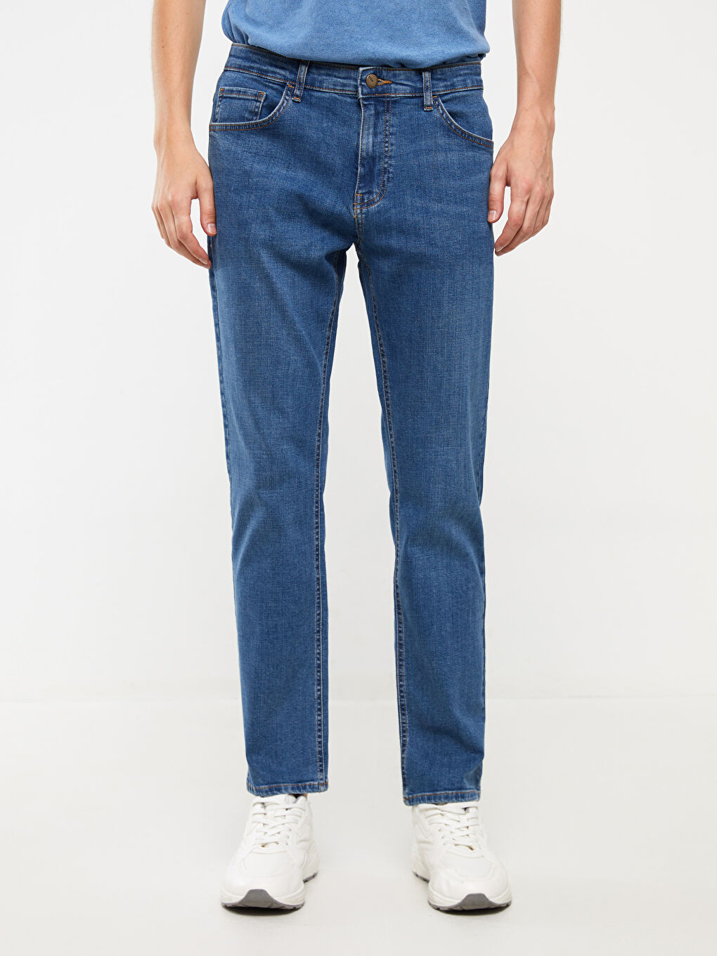 779 جينز بقصة عادية للرجال-5