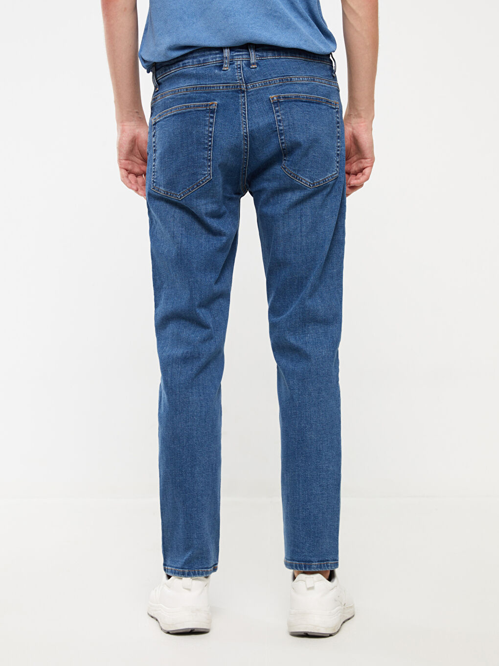 779 جينز بقصة عادية للرجال-7