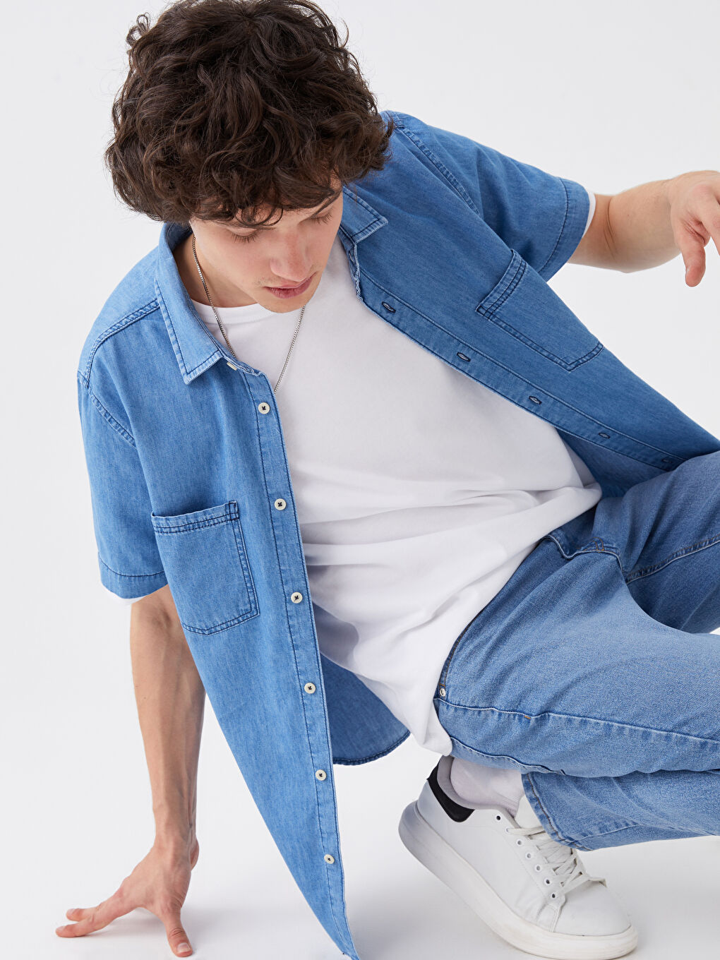 Relaxed Fit Short Sleeve Men's Denim Shirt-1