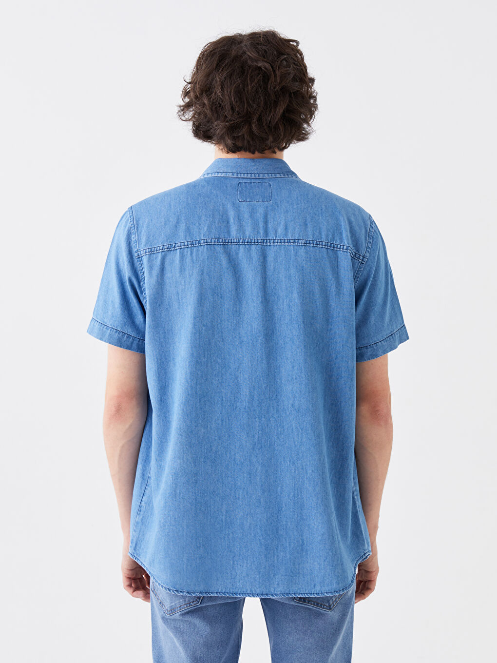 Relaxed Fit Short Sleeve Men's Denim Shirt-5