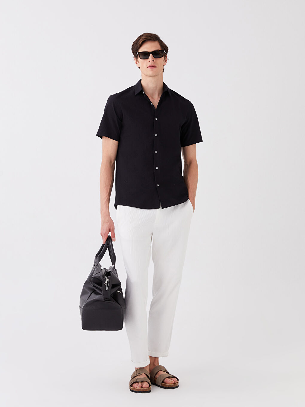 Siyah Regular Fit Kısa Kollu Erkek Gömlek-1