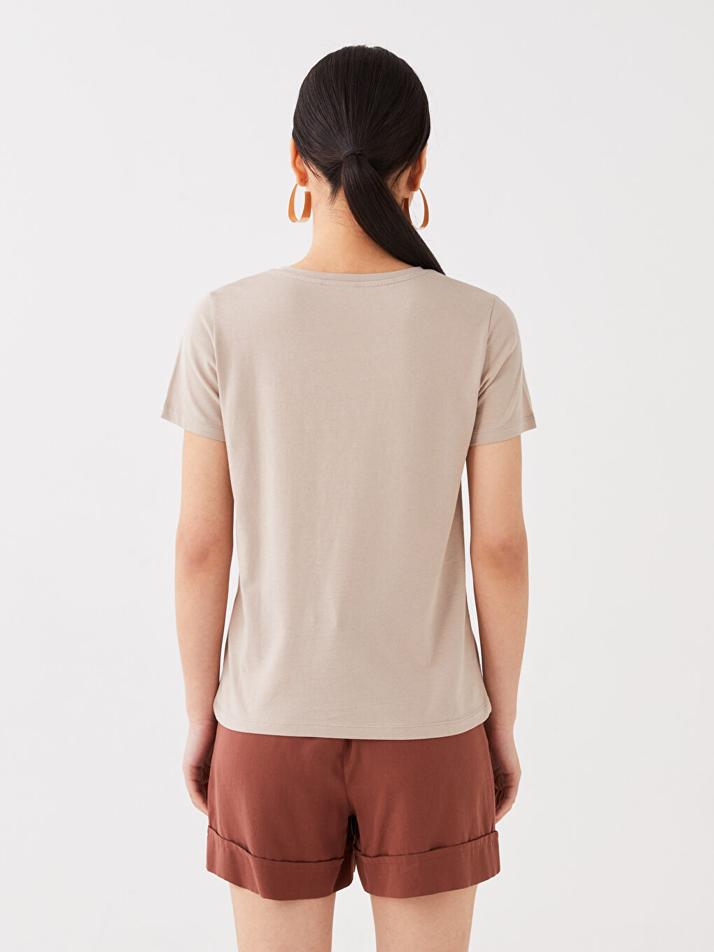 Kahverengi Bisiklet Yaka Baskılı Kısa Kollu Kadın Tişört-4