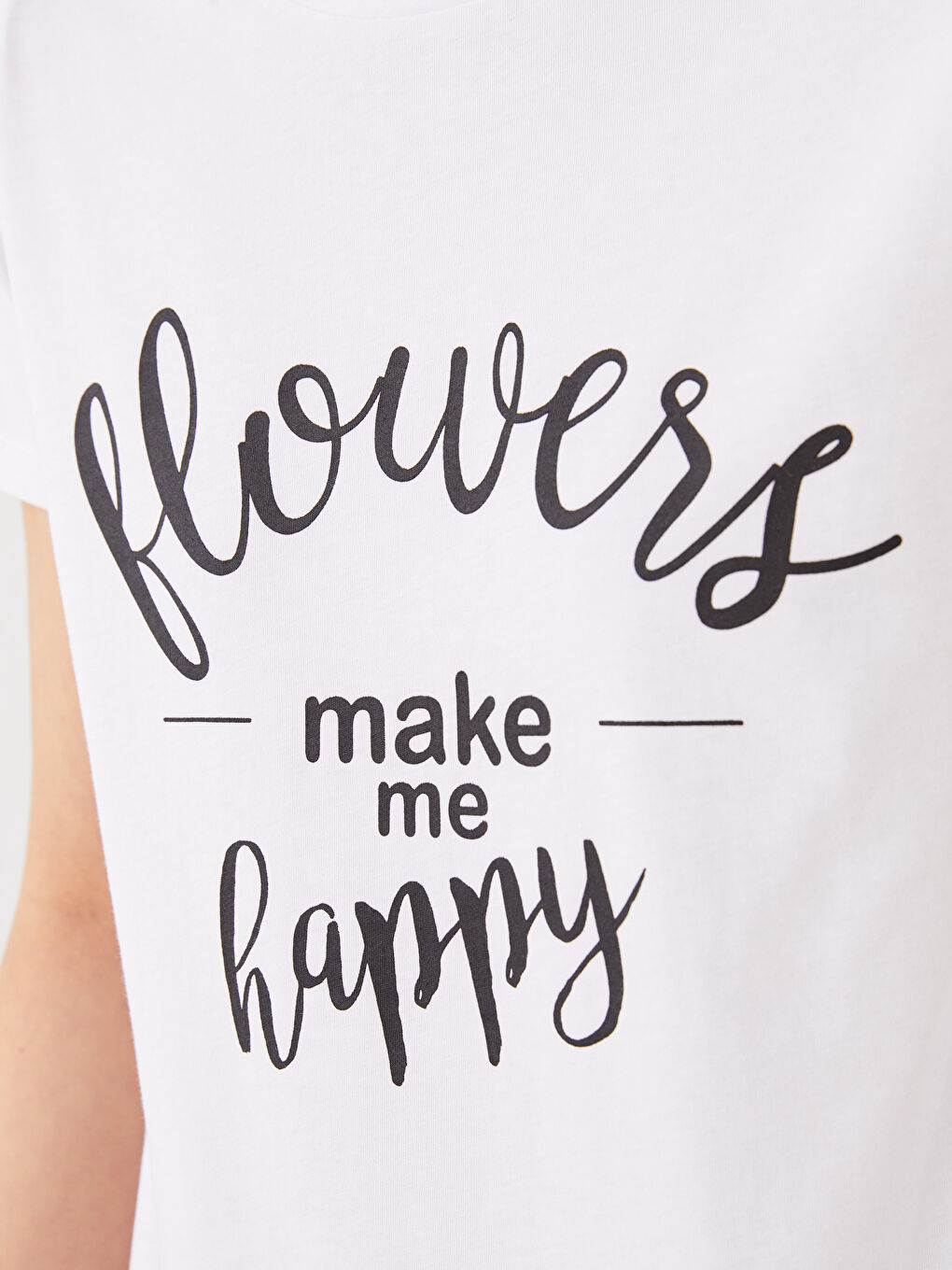 Beyaz Bisiklet Yaka Baskılı Kısa Kollu Kadın Tişört-3