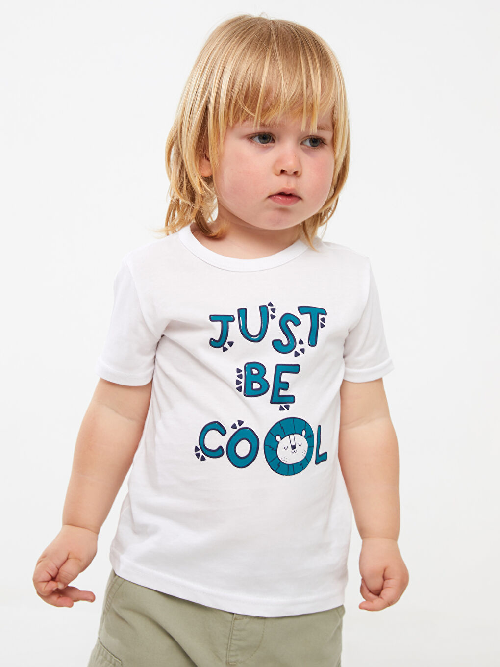 Beyaz Bisiklet Yaka Kısa Kollu Erkek Bebek Tişört-2