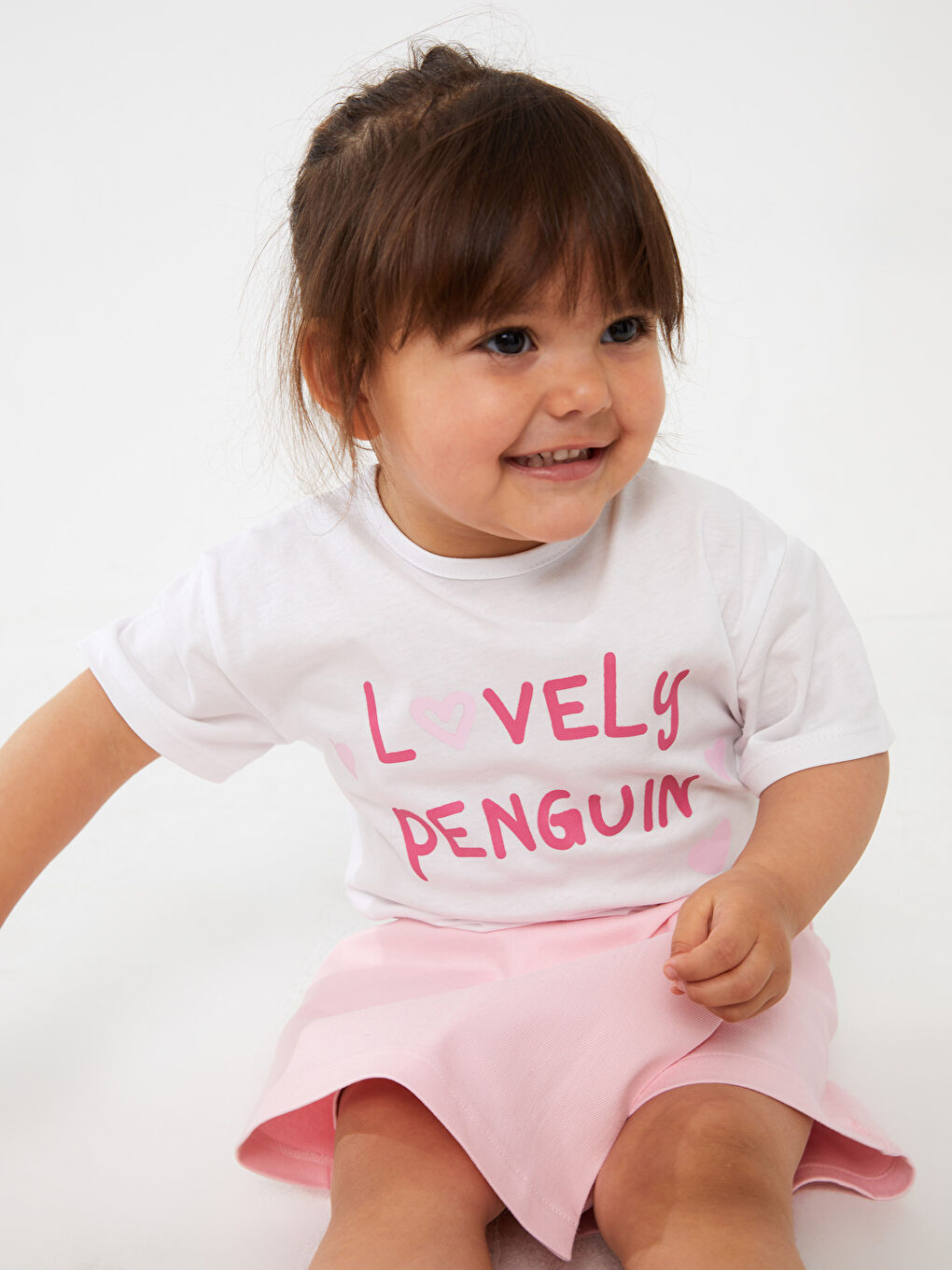 Beyaz Bisiklet Yaka Kız Bebek Tişört-1