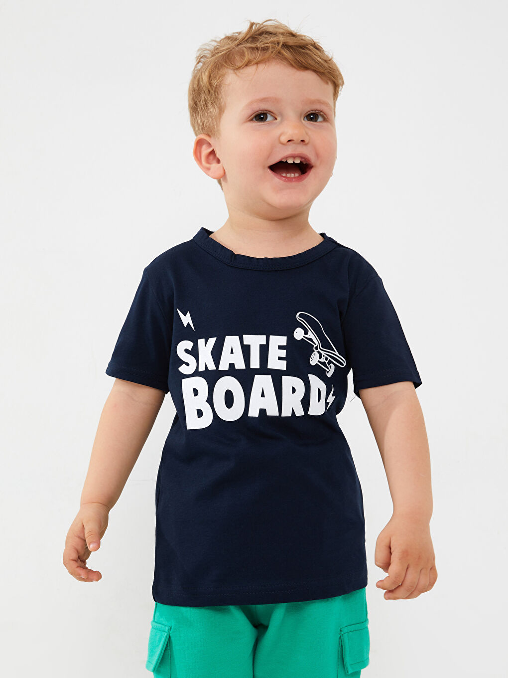 Lacivert Bisiklet Yaka Kısa Kollu Erkek Bebek Tişört-1