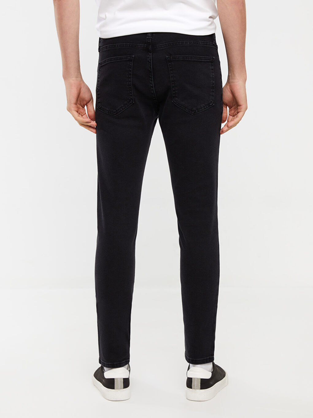 750 Slim Fit Slim Men's Jean Trousers-3