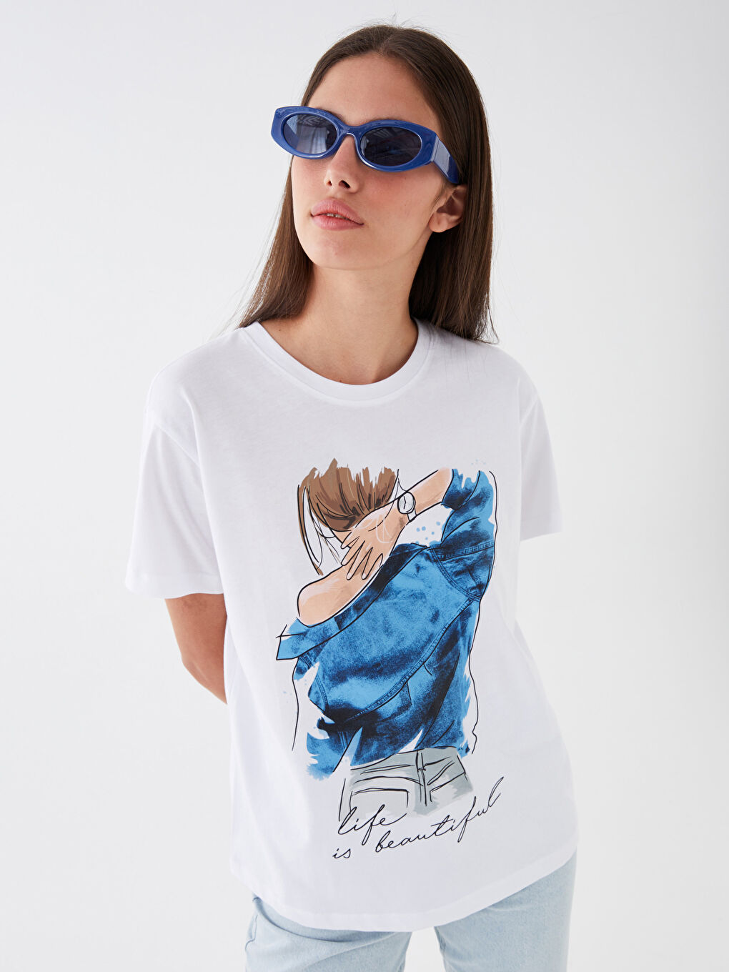 Beyaz Bisiklet Yaka Baskılı Kısa Kollu Kadın Tişört-1