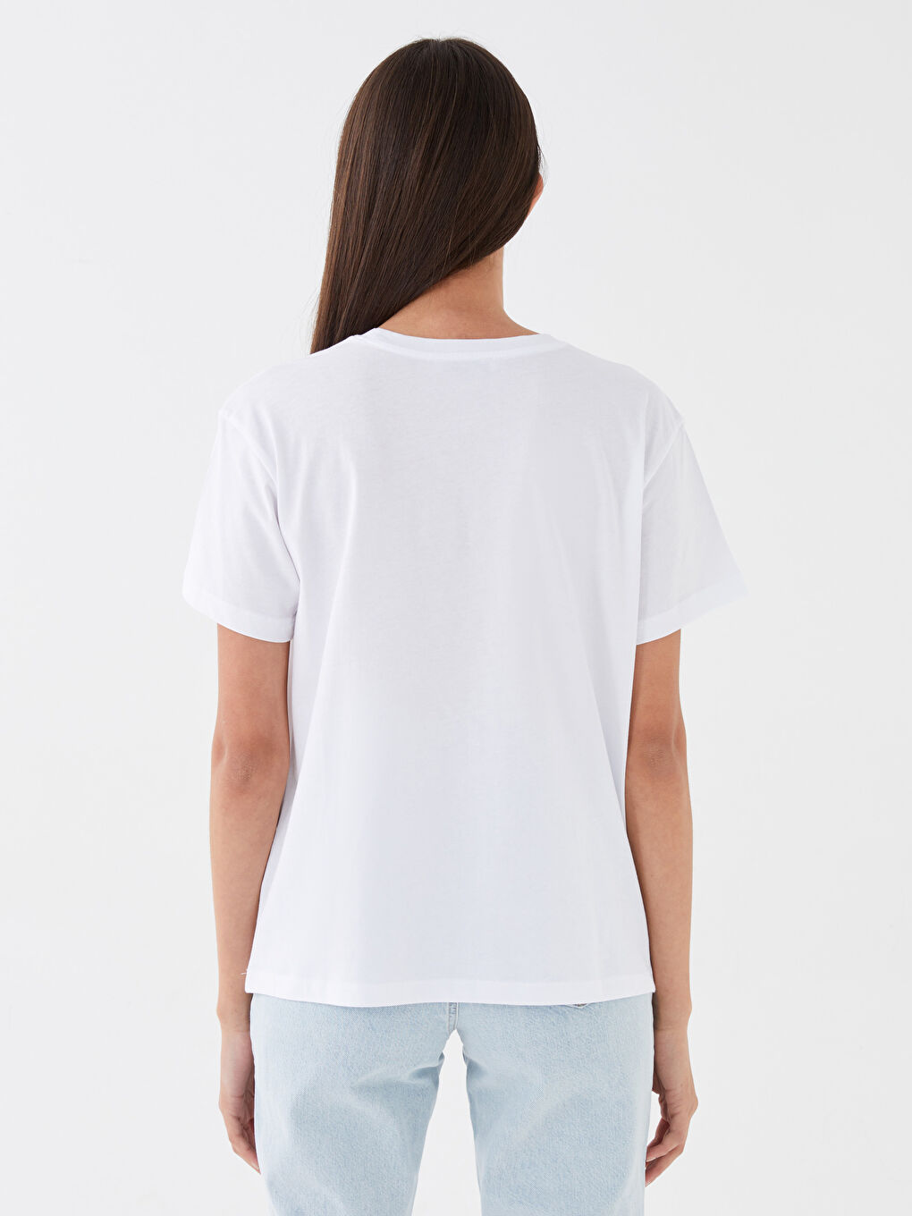 Beyaz Bisiklet Yaka Baskılı Kısa Kollu Kadın Tişört-4